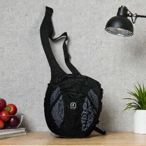 Tamrac DSLR Camera Bag Crossbody Sling Waist Pack Padded Black Gray